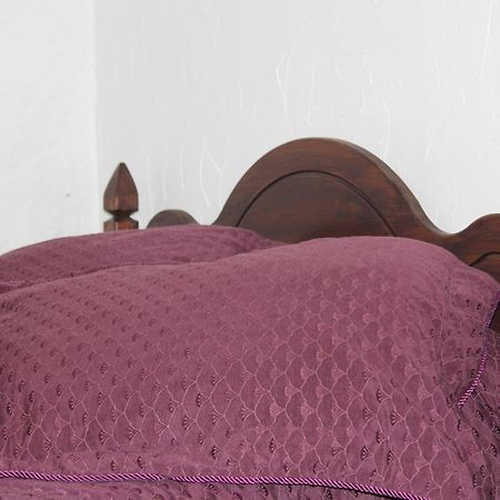 Krapi Guesthouse Treimani Стая снимка