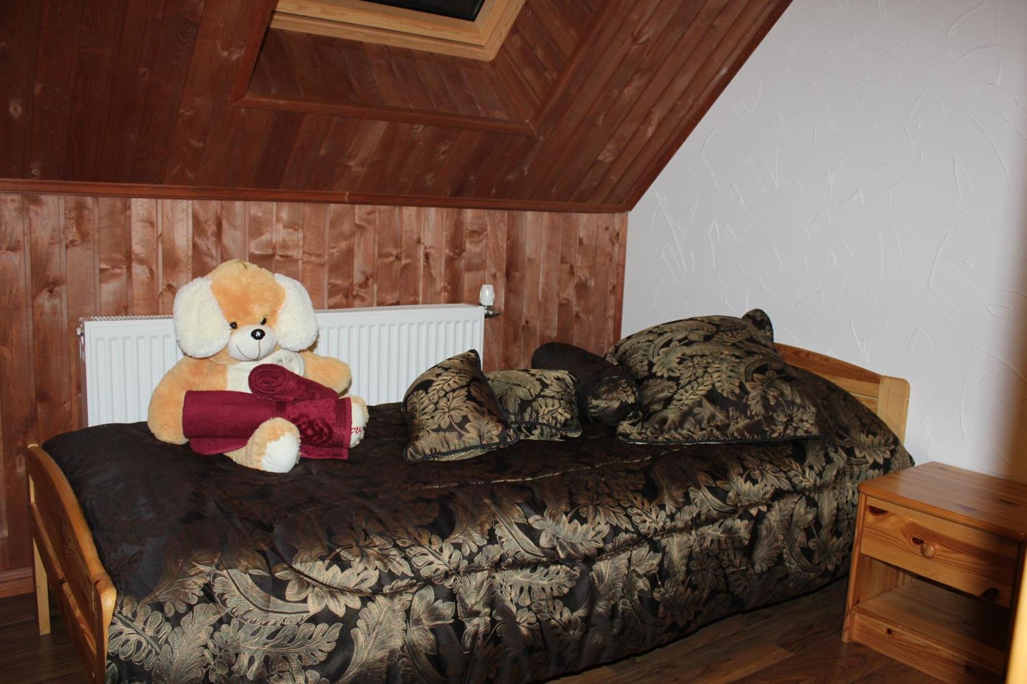 Krapi Guesthouse Treimani Стая снимка