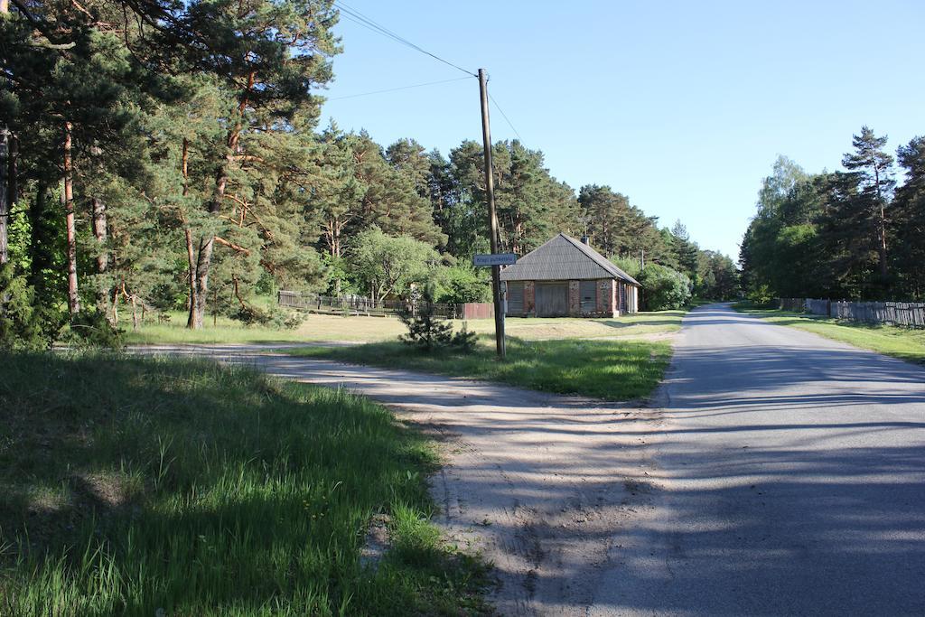Krapi Guesthouse Treimani Екстериор снимка
