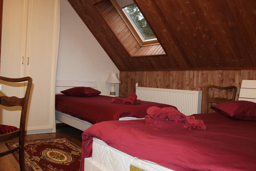 Krapi Guesthouse Treimani Екстериор снимка